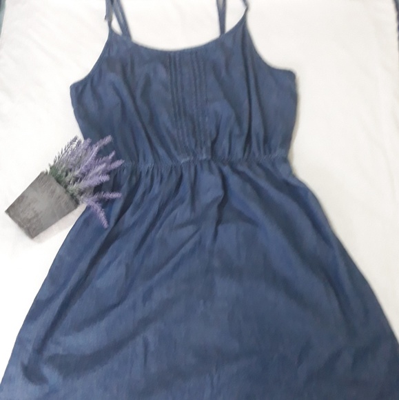 Dresses & Skirts - Denim short dress